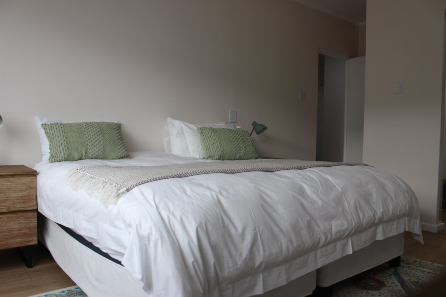 To Let 2 Bedroom Property for Rent in Sea Point Western Cape